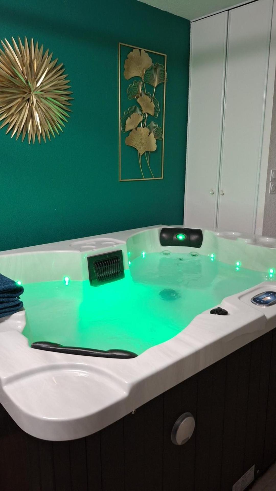 And Jacuzzi Toulouse
